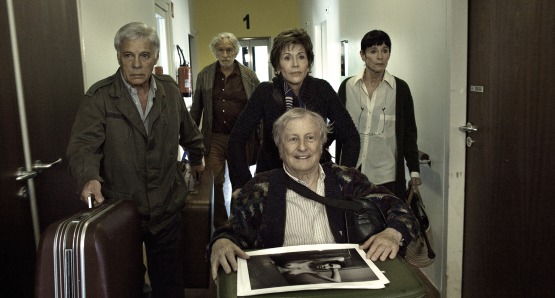 From left: Guy Bedos, Pierre Richard, Jane Fonda, Claude Rich and Geraldine Chaplin. 